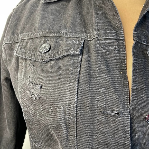 Oversized Jean Distressed Denim Jacket 100% Cotton Size 2 Pockets - Picture 8 of 16